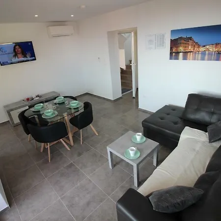 Buba **** Lejlighed *