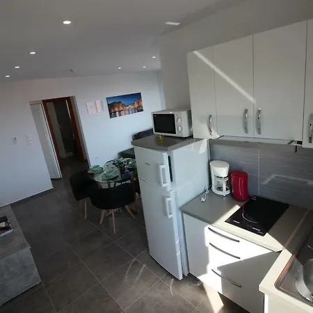 Buba **** Apartment Novi Vinodolski