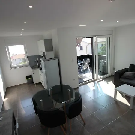 Buba **** * Novi Vinodolski