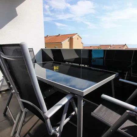 Buba **** Apartment *