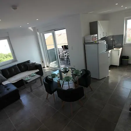 Buba **** Apartment Novi Vinodolski