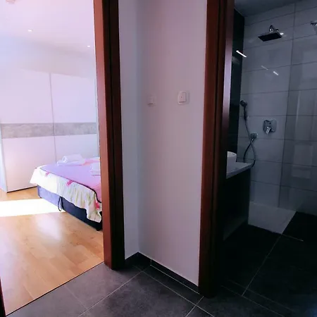 Buba **** Apartment *
